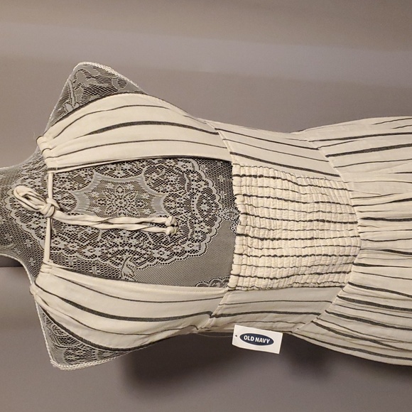 2/$15 Sale Old Navy Tiered Swing Dress sz Medium - Picture 6 of 11